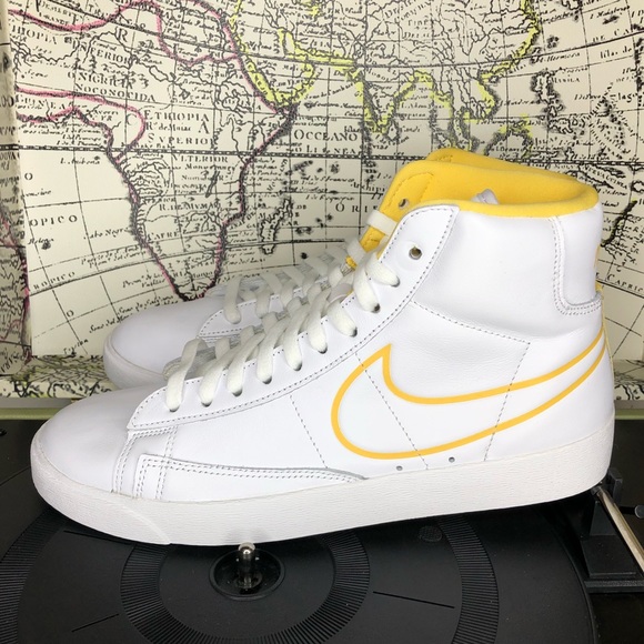 Nike Shoes - Nike Women's Blazer Mid CJ3643 100 White/Topaz/